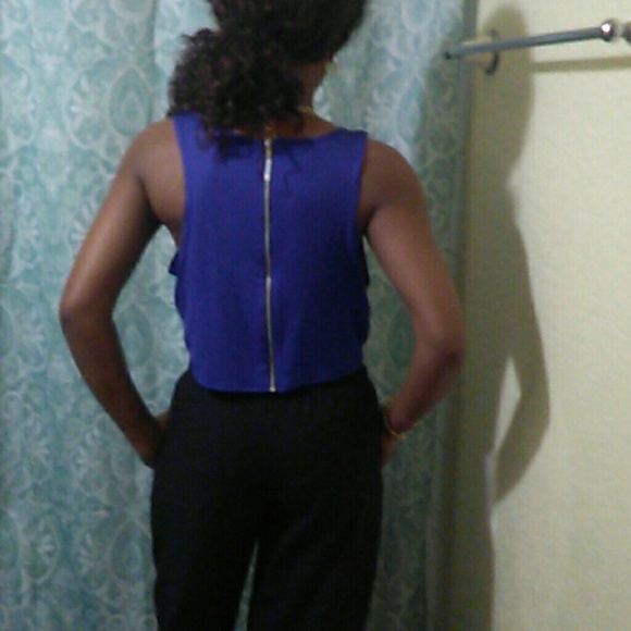 Cute Crop Tank Top - Picture 2 of 4