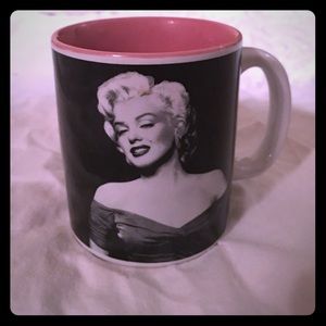 Marilyn Monroe classic mug