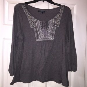 AE long sleeve gray peasant top