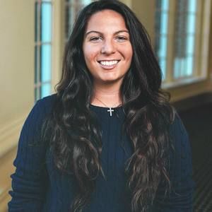 Meet your Posher, Antonia