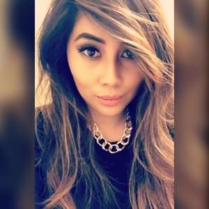 Meet your Posher, Eva