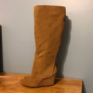 7.5M Jessica Simpson Wedge Boots