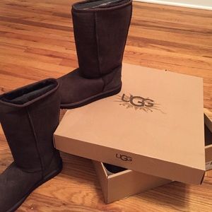 NEW Uggs Chocolate Tall