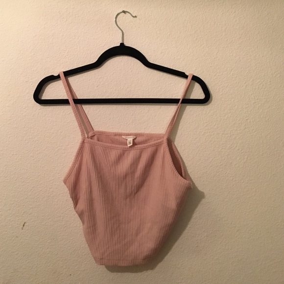 Cropped pink tank top cami