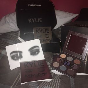 Kylie kyshadow❤️holiday palette
