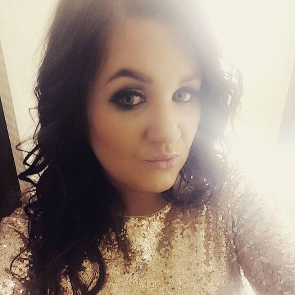 Meet your Posher, Kimberly - Picture 1 of 1