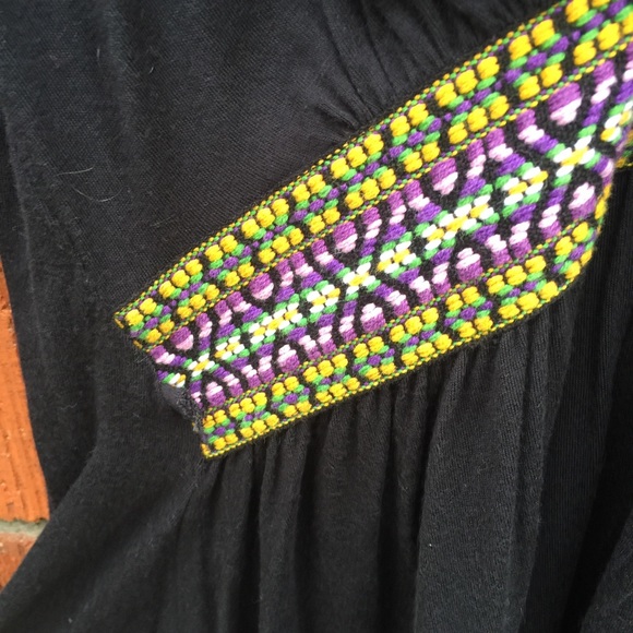 💜CLEARANCE 💜Adorable shirt. PLS READ👇🏻 - Picture 4 of 4