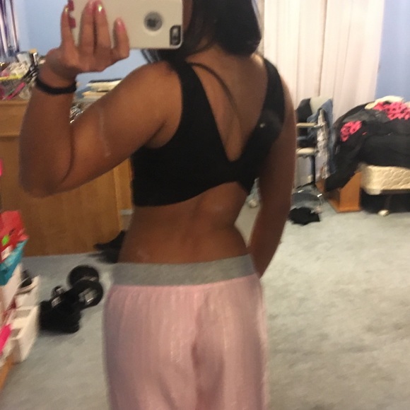Black crop top - Picture 2 of 2