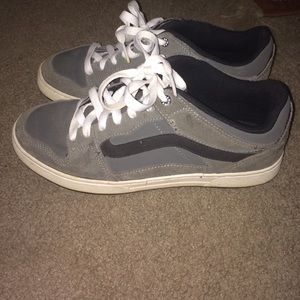 Cool grey vans skater shoes never worn