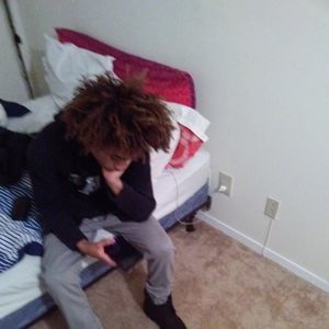 Meet your Posher, Amari