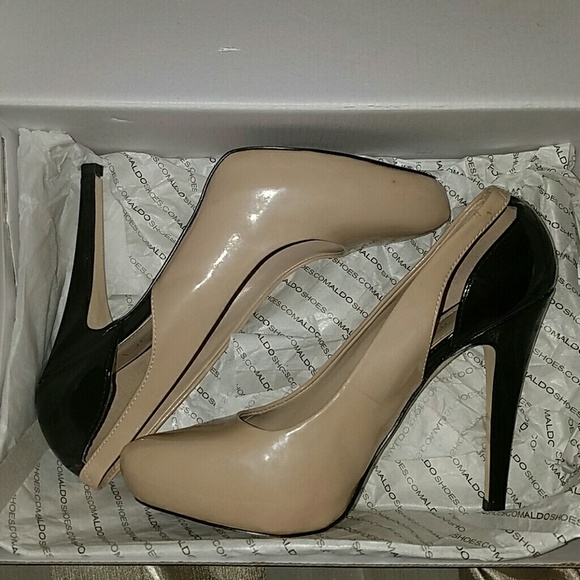 Modern Muse – ALDO Nude & Black Patent Heels (Size 7) - Picture 4 of 4