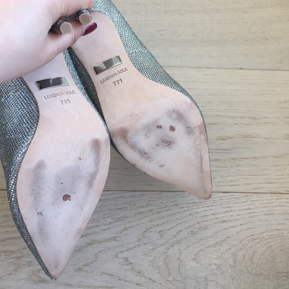 Badgley Mischka Silver Sparkle Shoes 7 - Picture 4 of 5