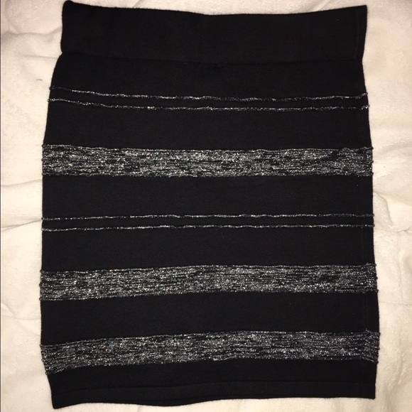 Rock & Republic Dresses & Skirts - like new sparkly Rock & Republic body con skirt