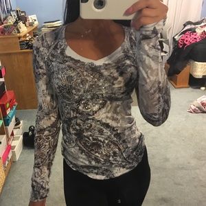 Long sleeve design top