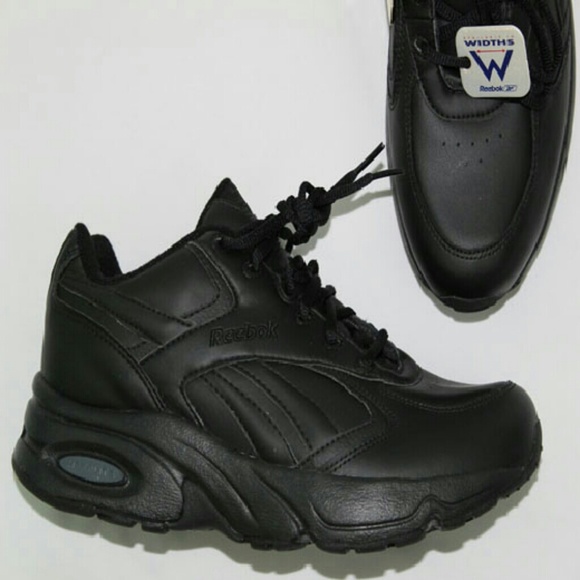 New Men's Reebok Men's Walking Shoe Size 10