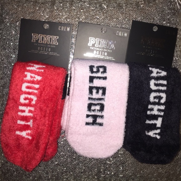 PINK HOLIDAY SOCKS 🌲🎁