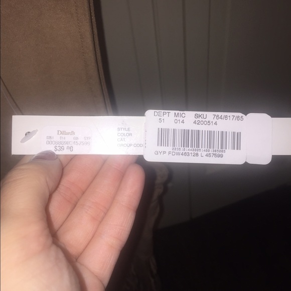 Tan suede fringe top!! - Picture 4 of 4