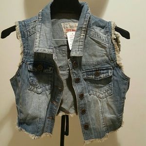 Denim jacket vest with denim fringe