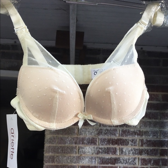 28a bra size