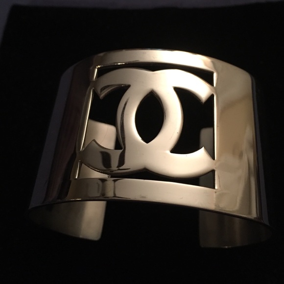Designer style cuff