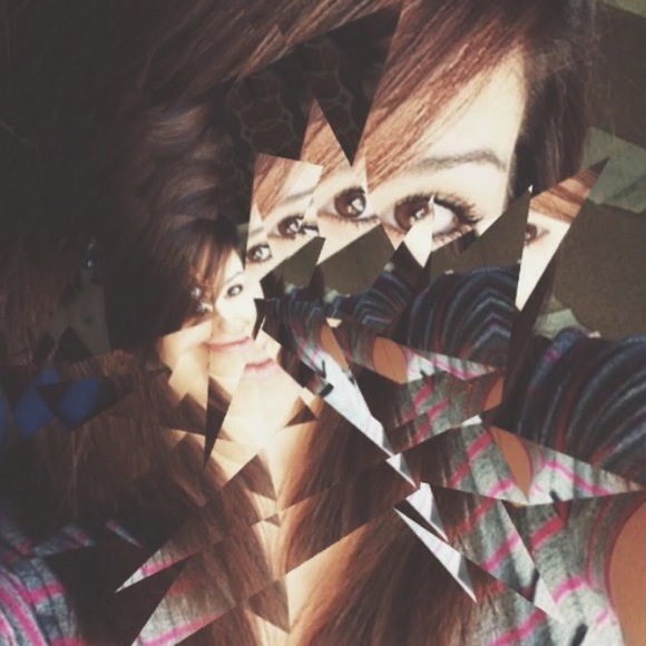 Meet your Posher, Rachel - Picture 1 of 1