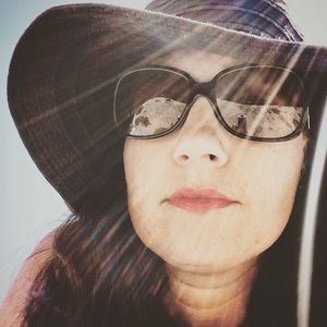 Meet your Posher, Whitney