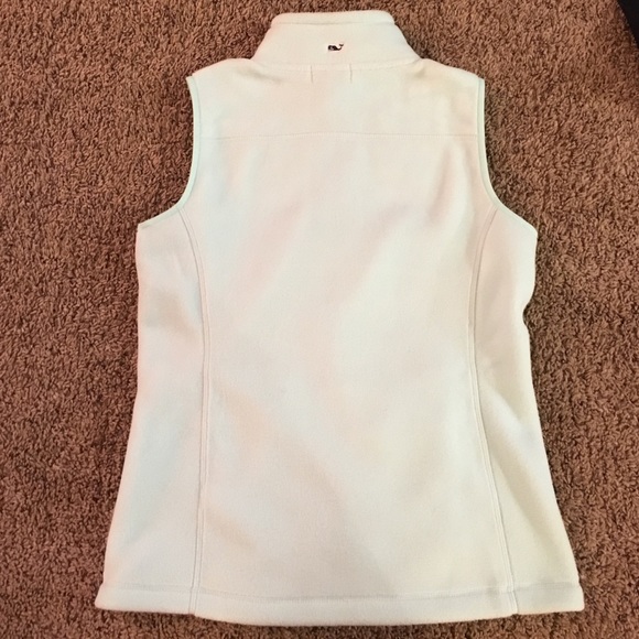 SOLD New With Tags Vineyard Vines vest small - Picture 3 of 4