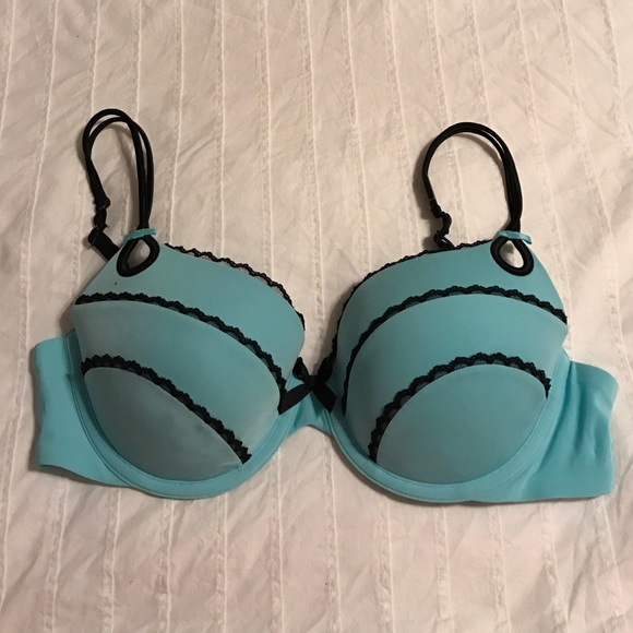 Sexy little things lightly lined