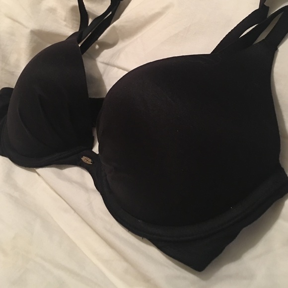 Victoria's Secret Push Up - Picture 1 of 3