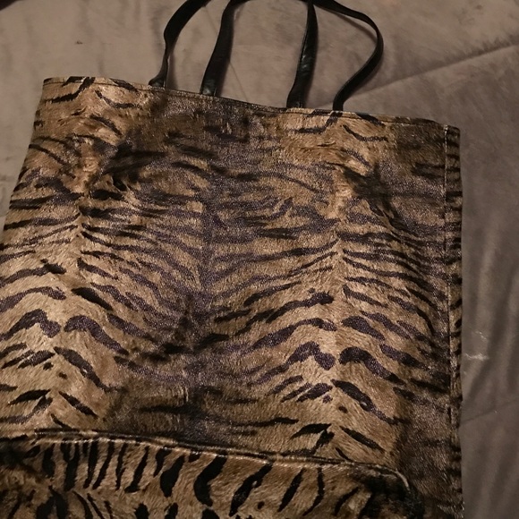 Animal print tote bag