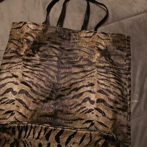 Animal print tote bag
