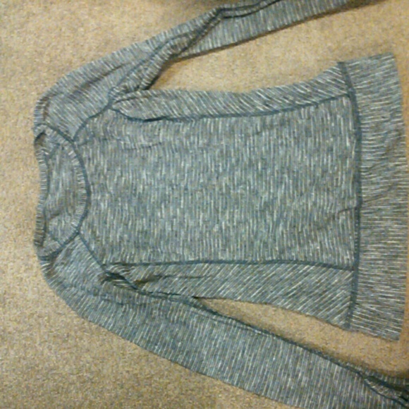 Lululemon long sleeved top