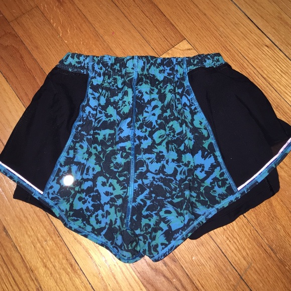 Lululemon shorts - Picture 2 of 2