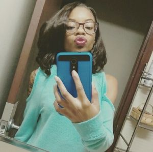 Meet your Posher, Danisha