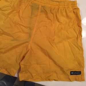 Columbia swim trunks size medium