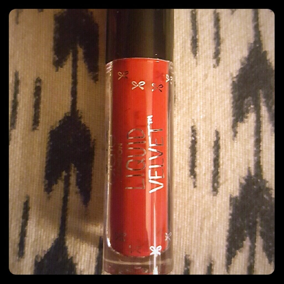 Ciate London liquid velvet in Diva