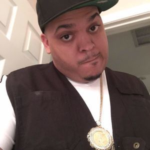 Meet your Posher, Luis