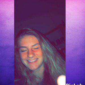 Meet your Posher, Kaitlyn