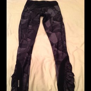 Mondetta yoga/running tights size small