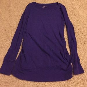 Gap maternity shirt