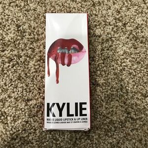 Kylie Cosmetics MARY JO K matte liquid lipstick