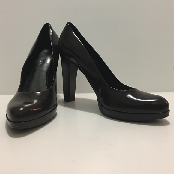 Nine West Brown Pumps with Chunky Heel