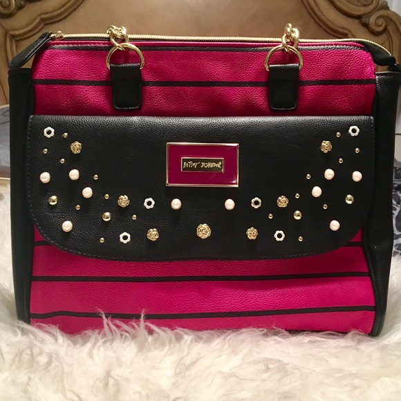 濾NWOT濾 Betsey Johnson Hand Bag