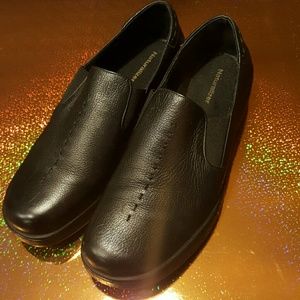 Black ladies Naturalizer loafers
