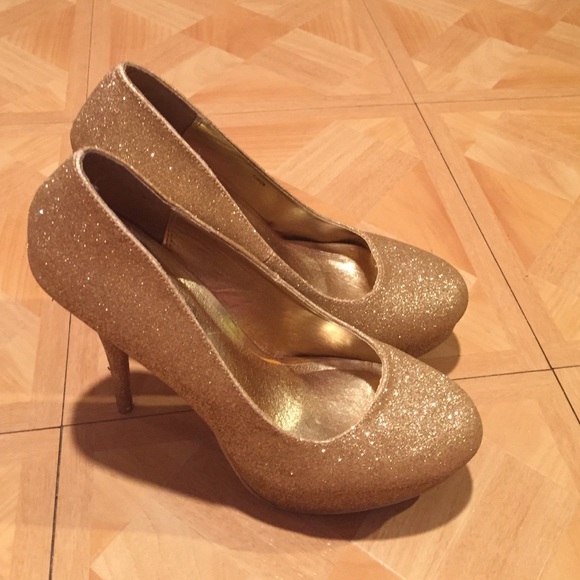 Charlotte Russe Shoes - Charlotte Russe Gold sparkle heels