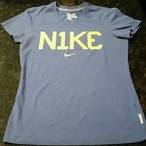 Nike t shirt
