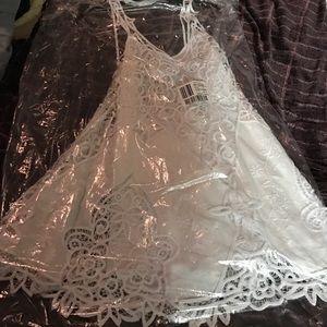 Free people white dress 🎄CHRISTMAS PRICE DROP NWT