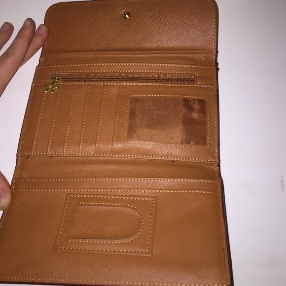 Pink wallet - Picture 2 of 3