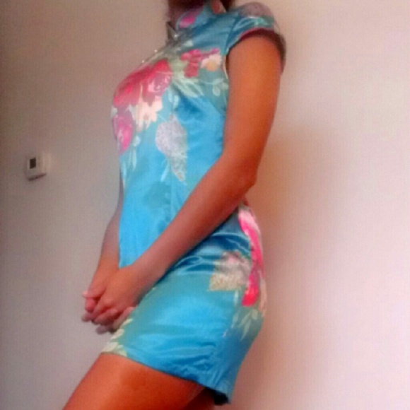 Custom cheongsam dress