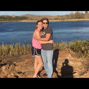 Meet your Posher, Cindy